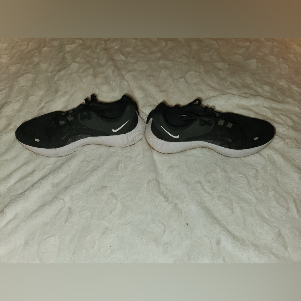Nike React Escape Run 2 - Sz 8.5 Good Condition - image 3
